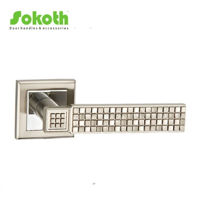 ZINC ALLOY LEVER ON ROSESKT-L208 SN CP