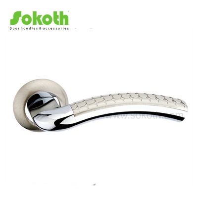 ZINC ALLOY LEVER ON ROSESKT-L050 SN CP