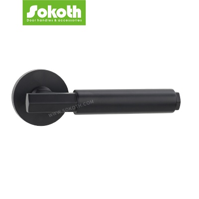 ZINC ALLOY LEVER ON ROSE